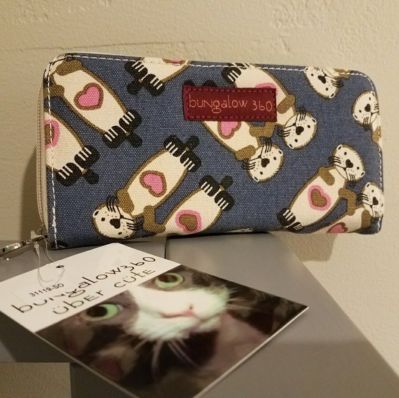 Bungalow 360 Handbags - NWT Sea Otter Canvas Zip Wallet